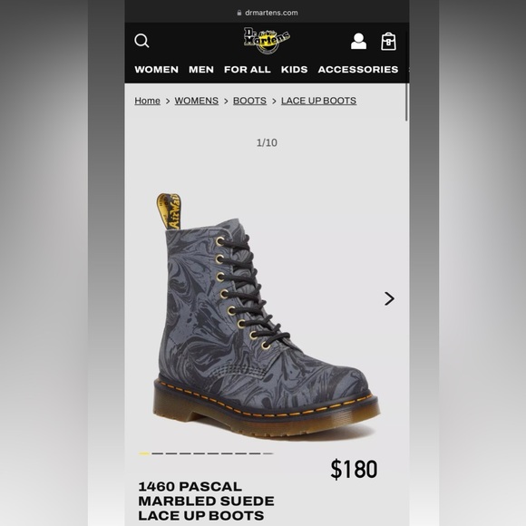 Doc Martens Boots 🖤 - Picture 2 of 11